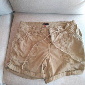 women S-10 Cargo shorts includes lovely free frame